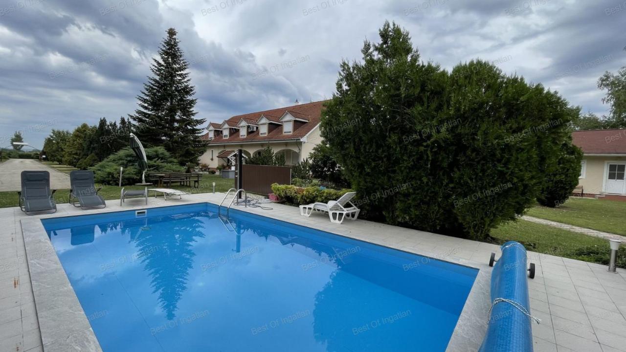 Motel Hummel Per Bagian luar foto